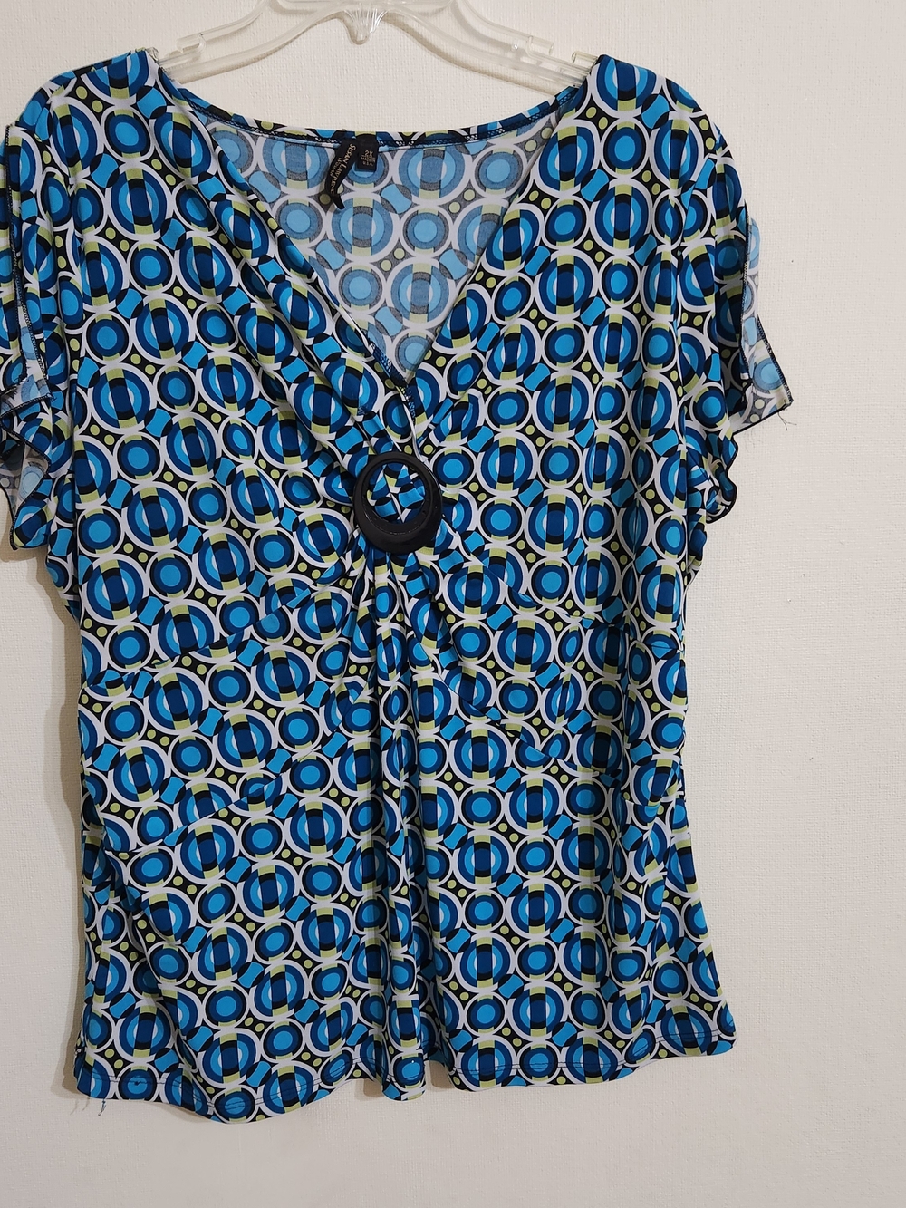Susan Lawrence Blue Geometric V-Neck Blouse with Ring Accent